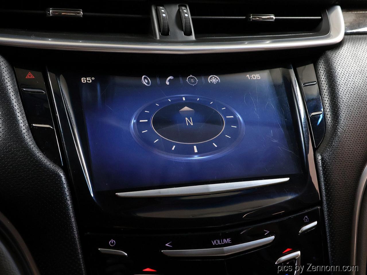 Cadillac XTS 4dr Sdn Luxury FWD 2013