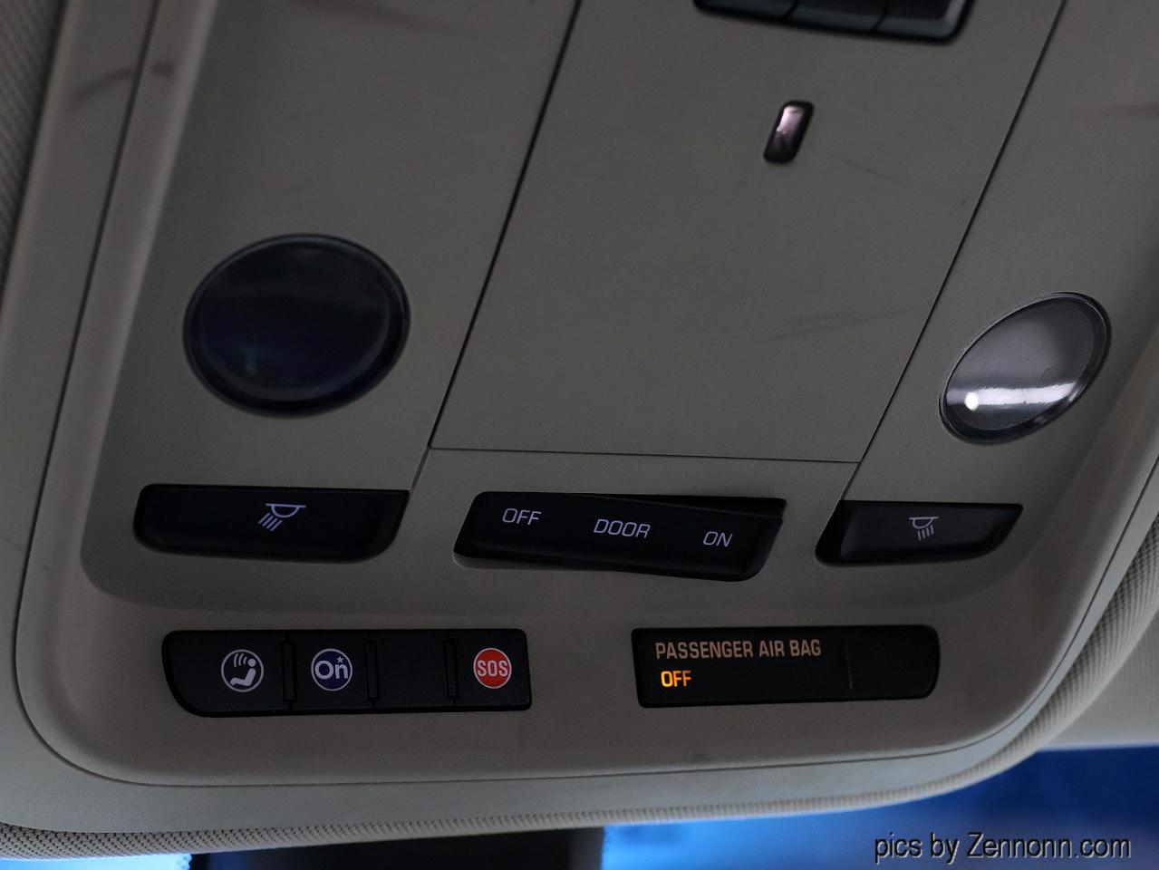 Cadillac XTS 4dr Sdn Luxury FWD 2013