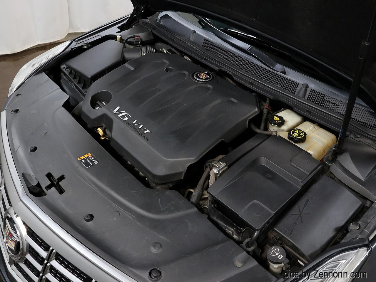 Cadillac XTS 4dr Sdn Luxury FWD 2013
