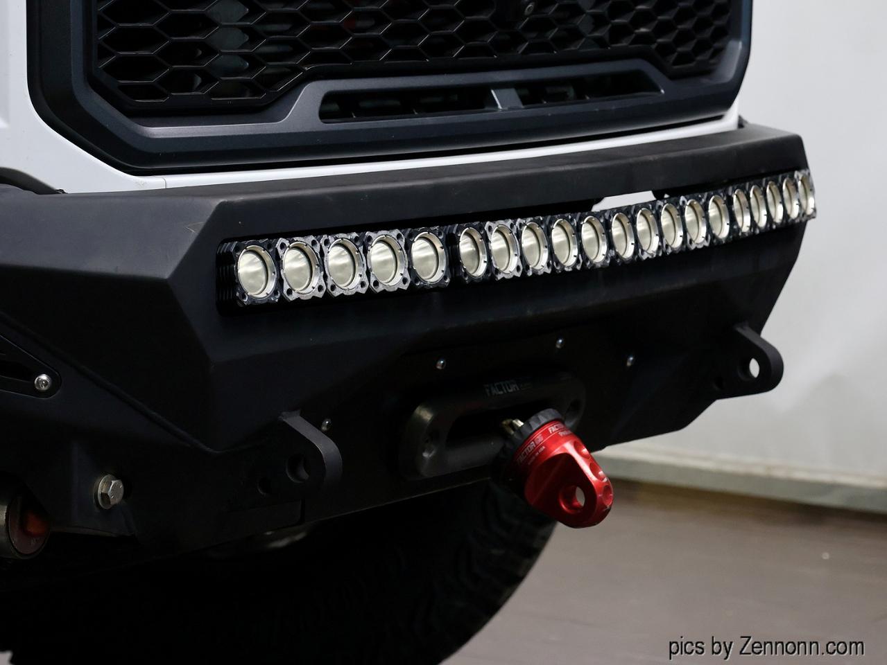 Ford F-150 Raptor 4WD SuperCrew 5.5' Box 2017