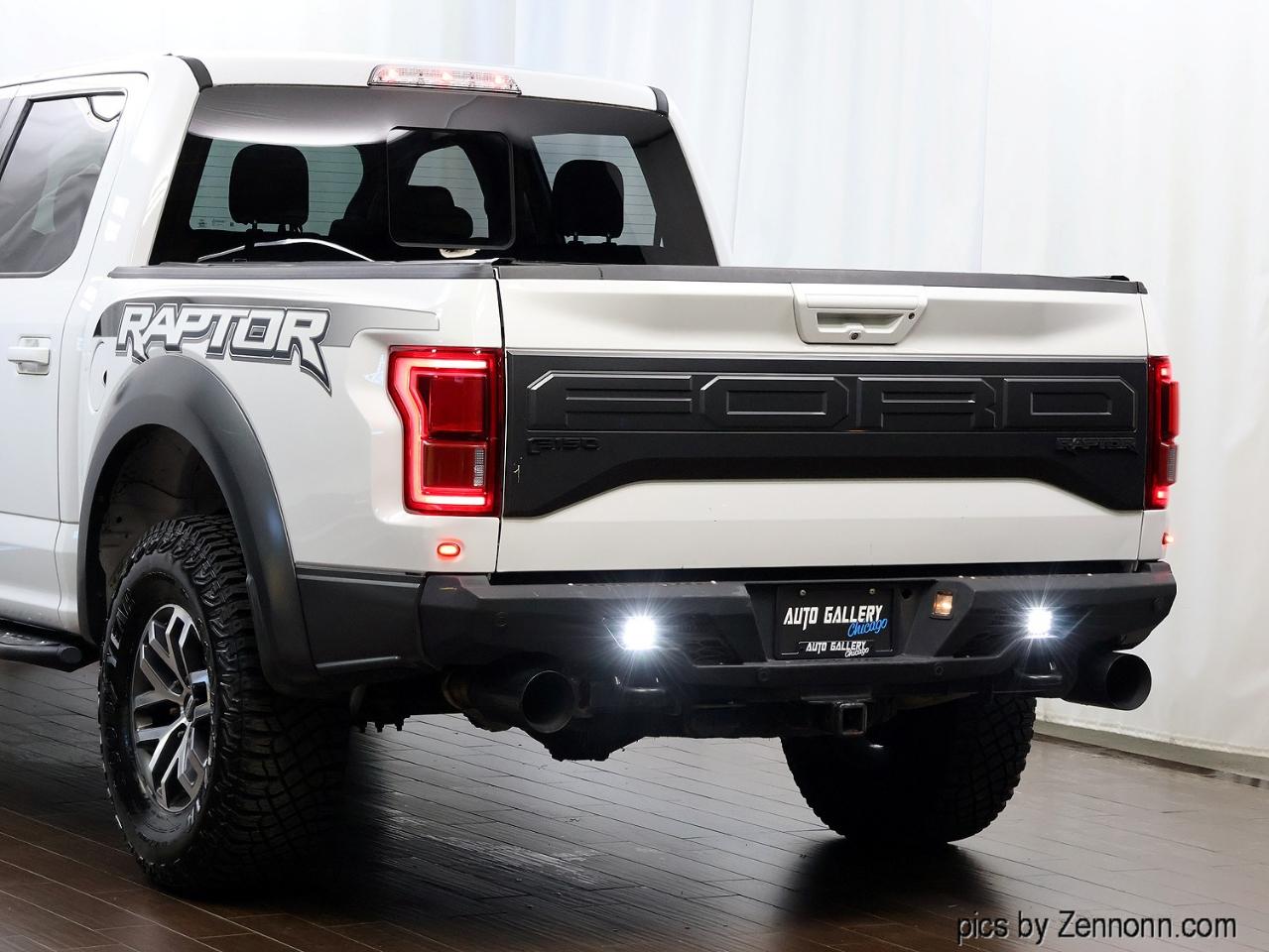 Ford F-150 Raptor 4WD SuperCrew 5.5' Box 2017