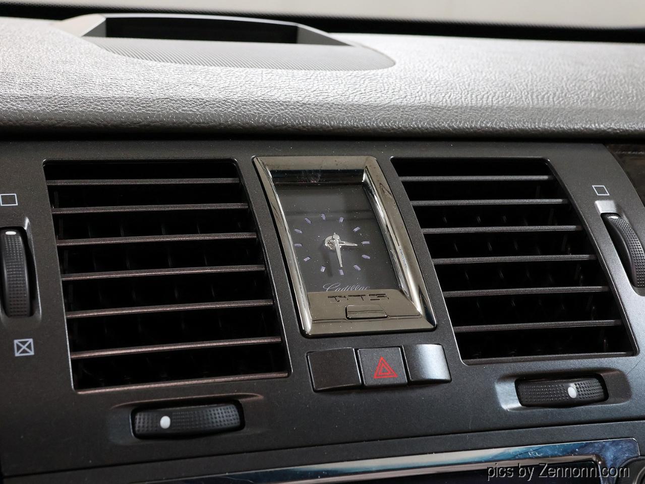 Cadillac DTS 4dr Sdn Luxury Collection 2011