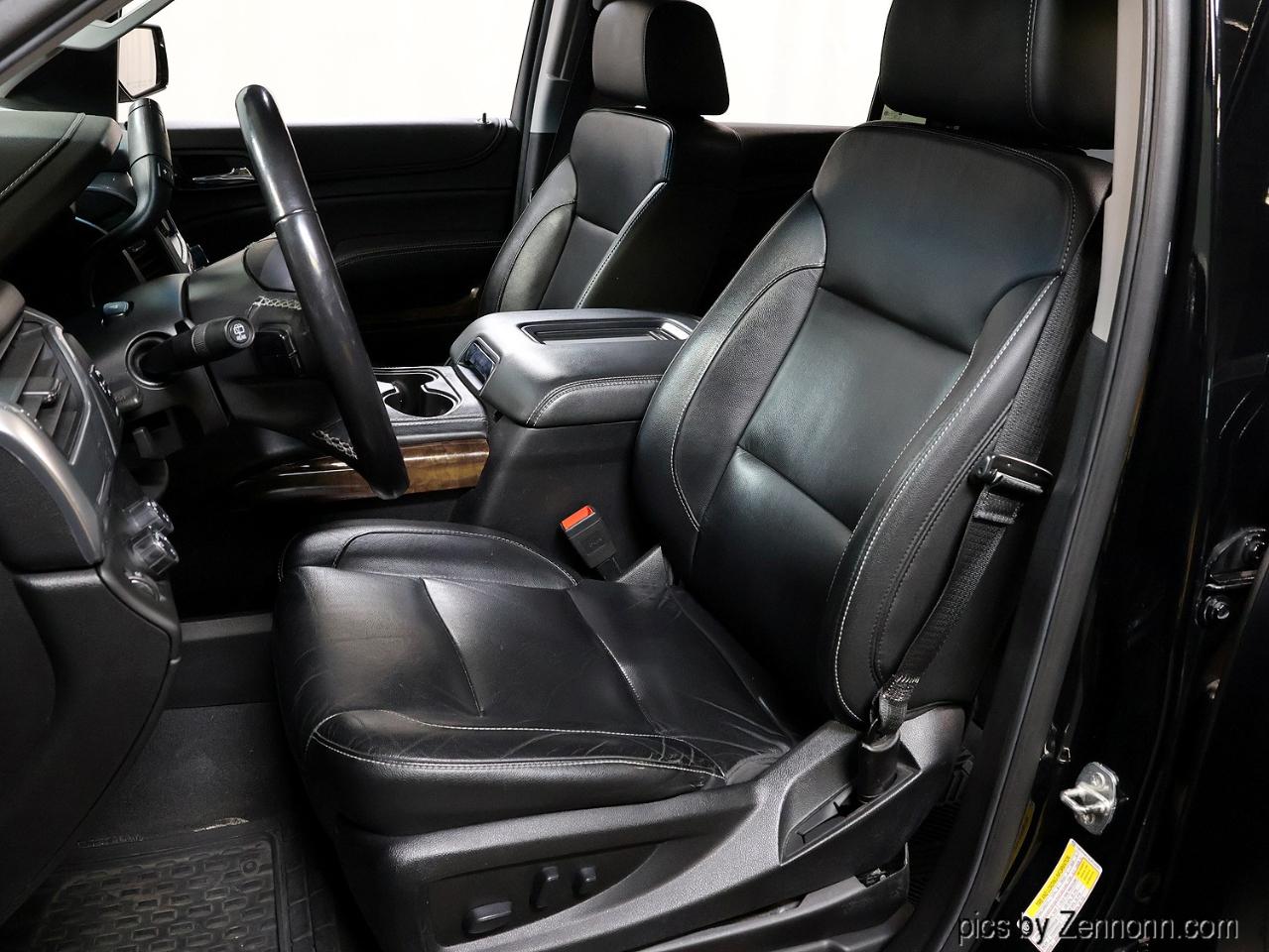 Chevrolet Suburban 4WD 4dr LT 2020