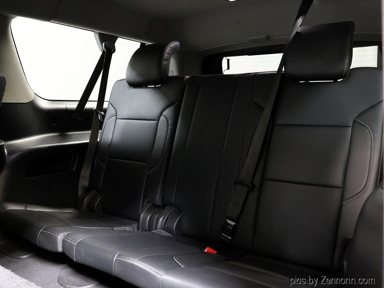Chevrolet Suburban 4WD 4dr LT 2020