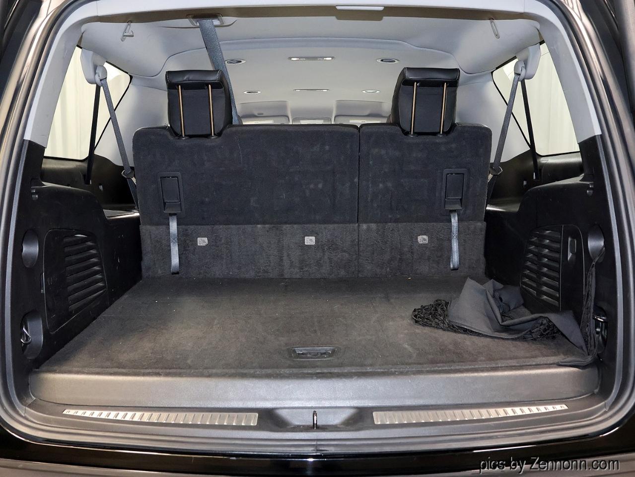 Chevrolet Suburban 4WD 4dr LT 2020