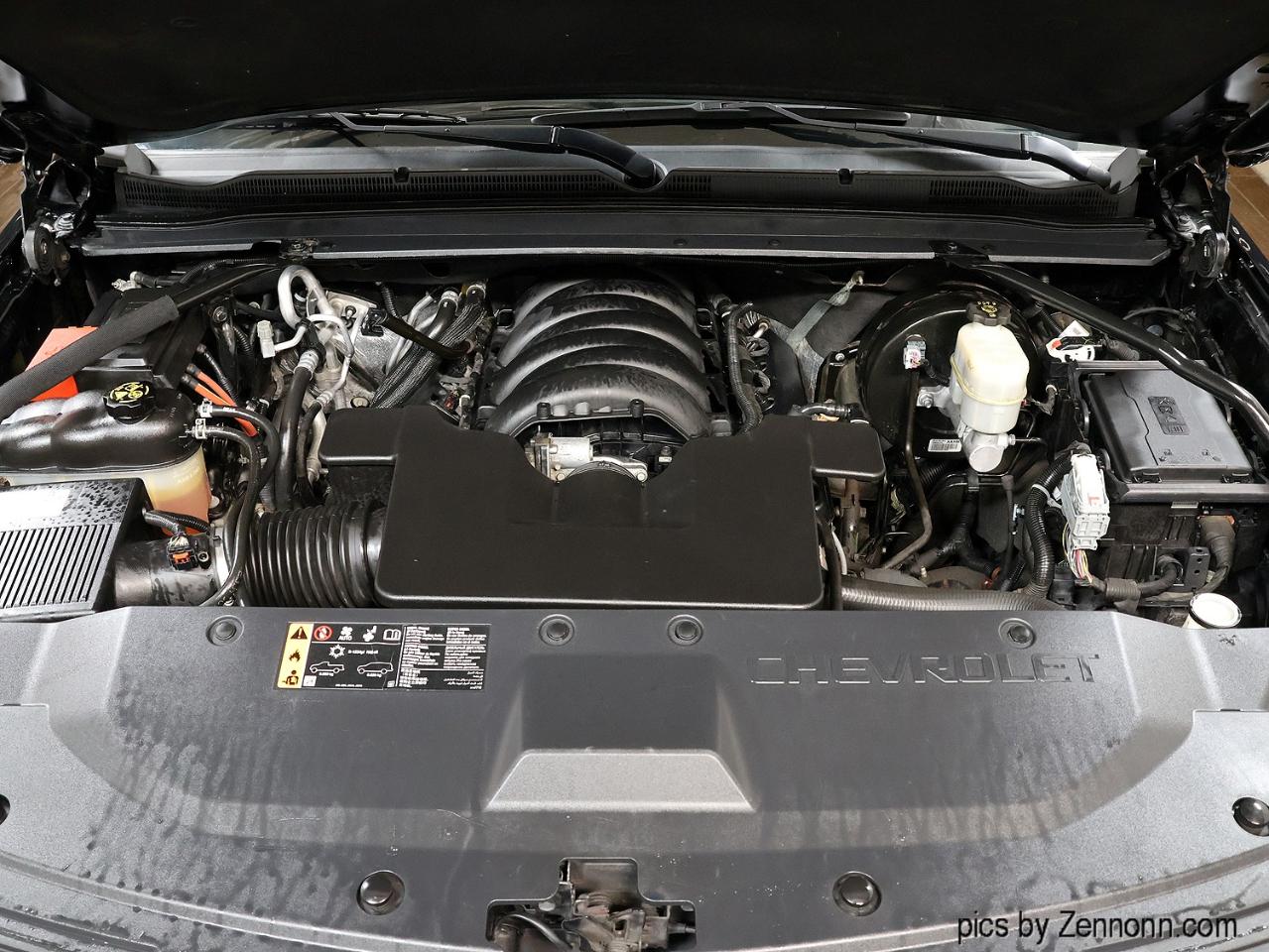 Chevrolet Suburban 4WD 4dr LT 2020