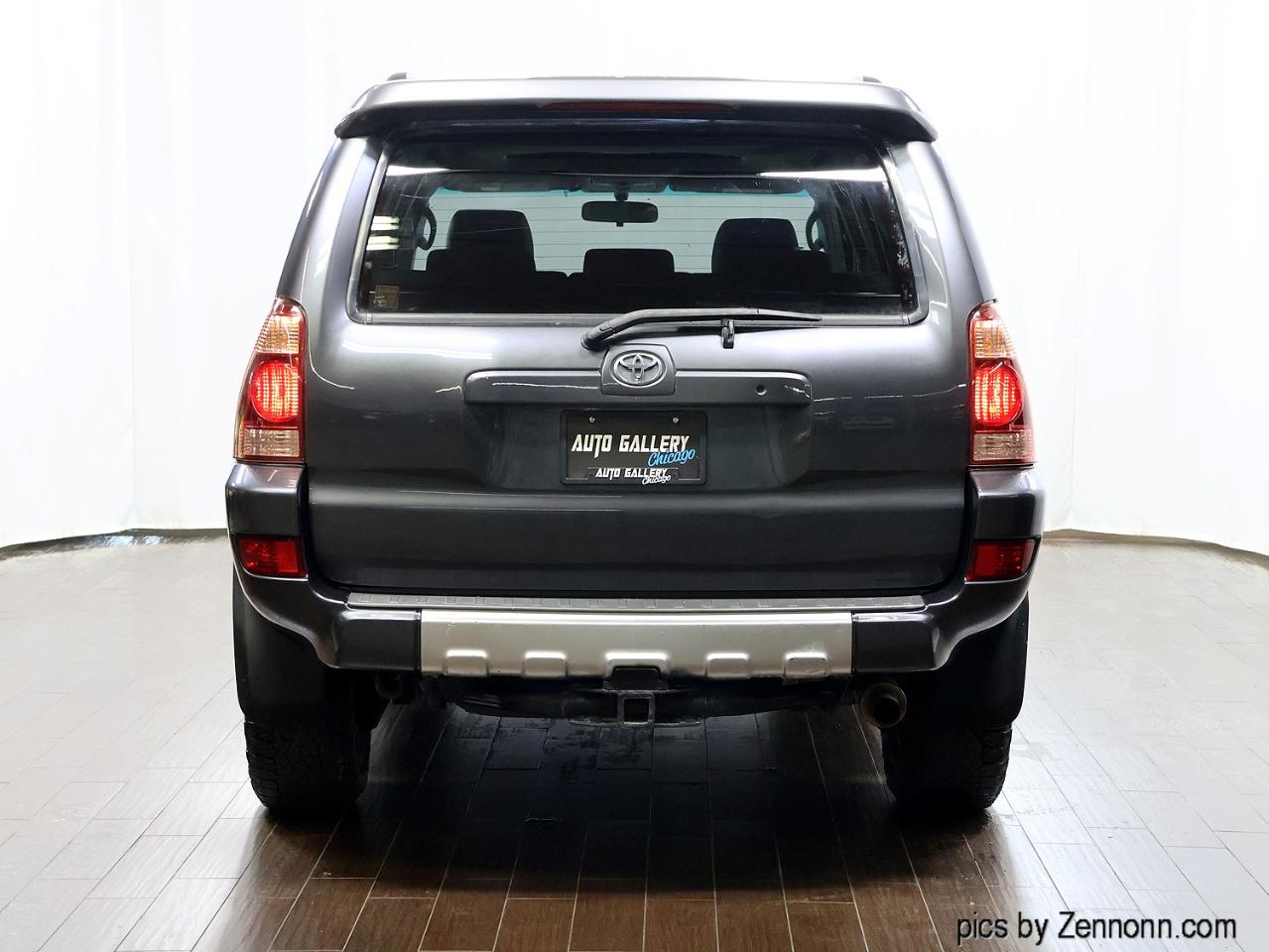 Toyota 4Runner 4dr SR5 V8 Auto 4WD (Natl) 2004