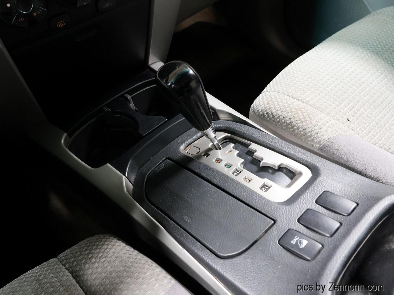 Toyota 4Runner 4dr SR5 V8 Auto 4WD (Natl) 2004