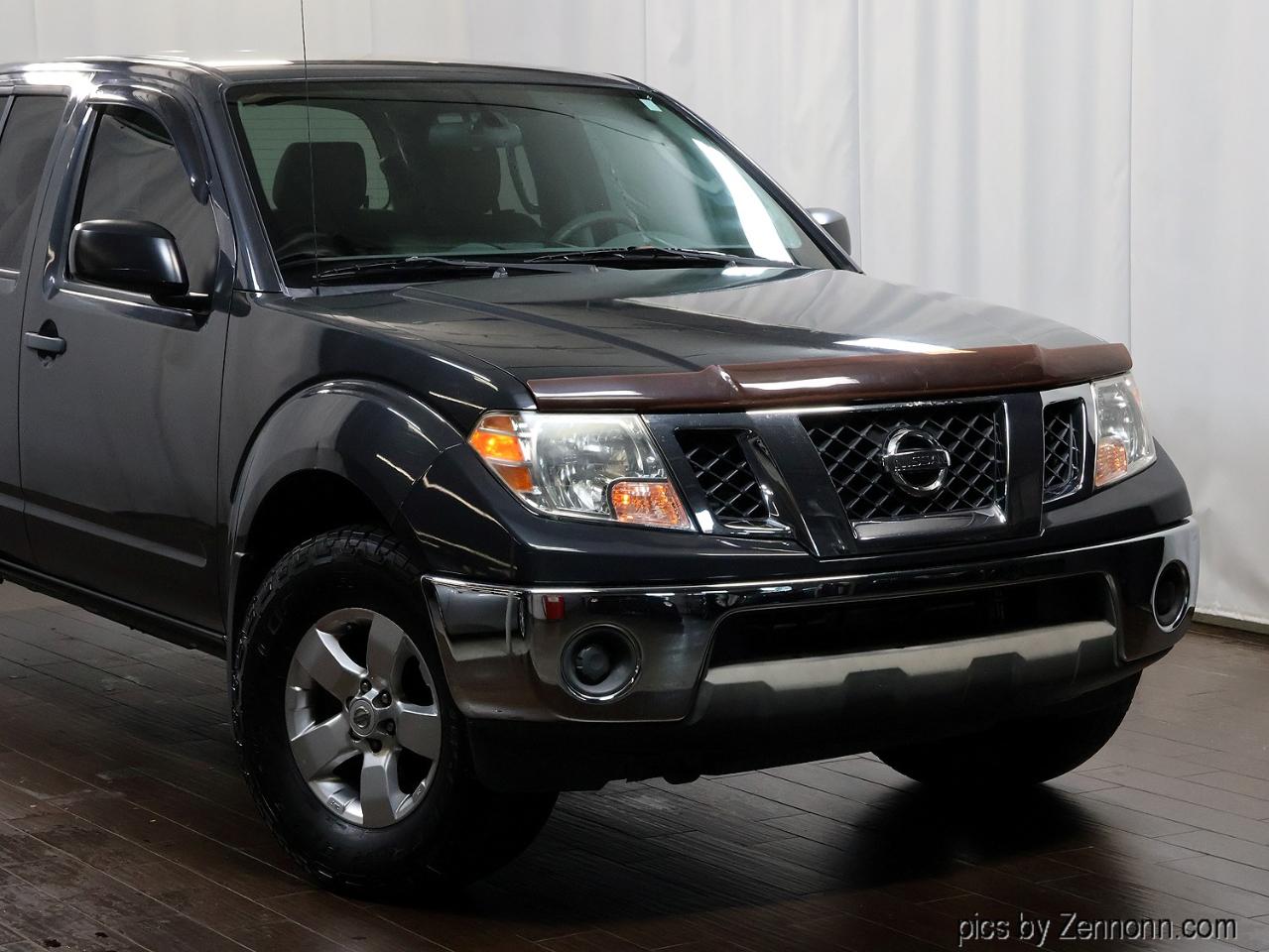 Nissan Frontier 4WD Crew Cab SWB Auto SE 2010
