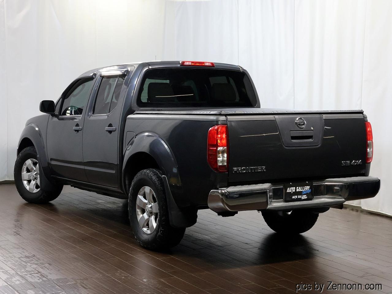 Nissan Frontier 4WD Crew Cab SWB Auto SE 2010