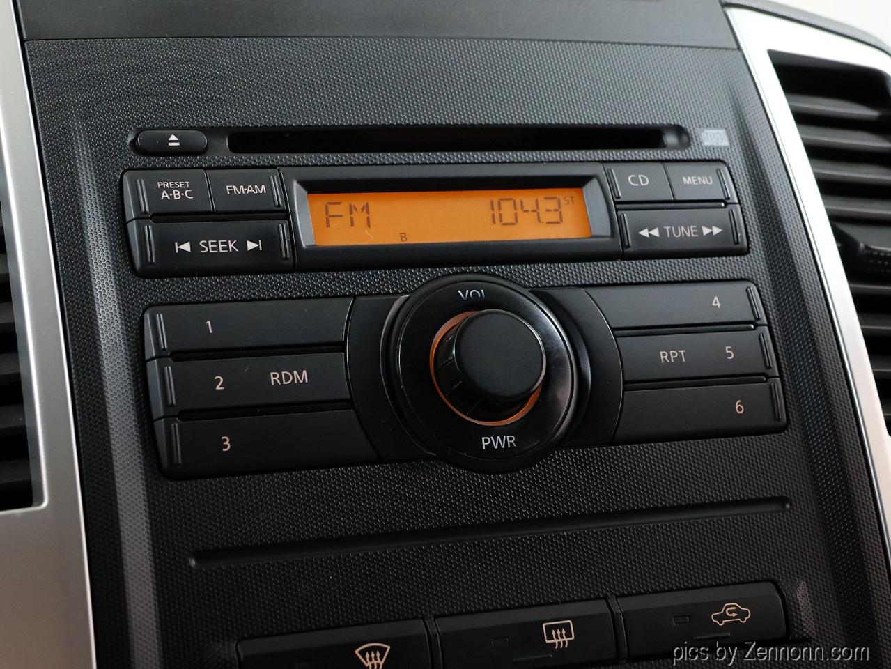 Nissan Frontier 4WD Crew Cab SWB Auto SE 2010