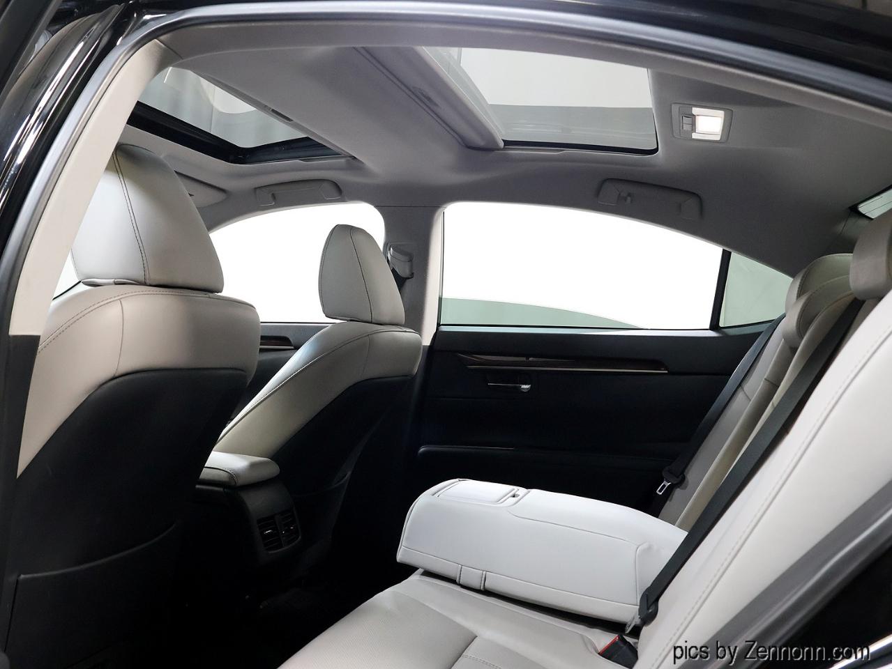 Lexus ES ES 350 FWD 2018