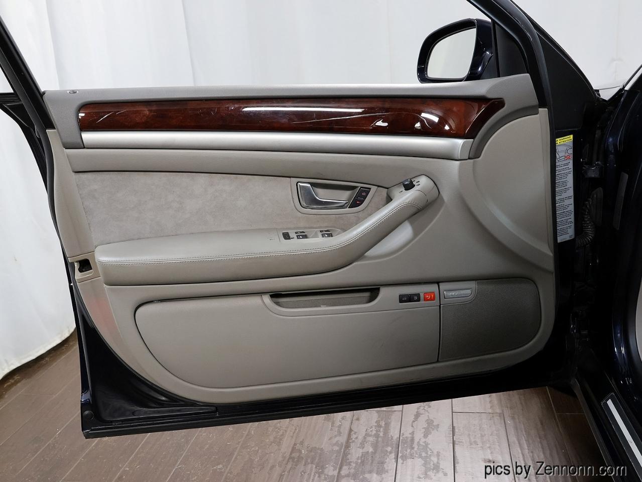 Audi A8 L 4dr Sdn 4.2L quattro LWB Auto 2006