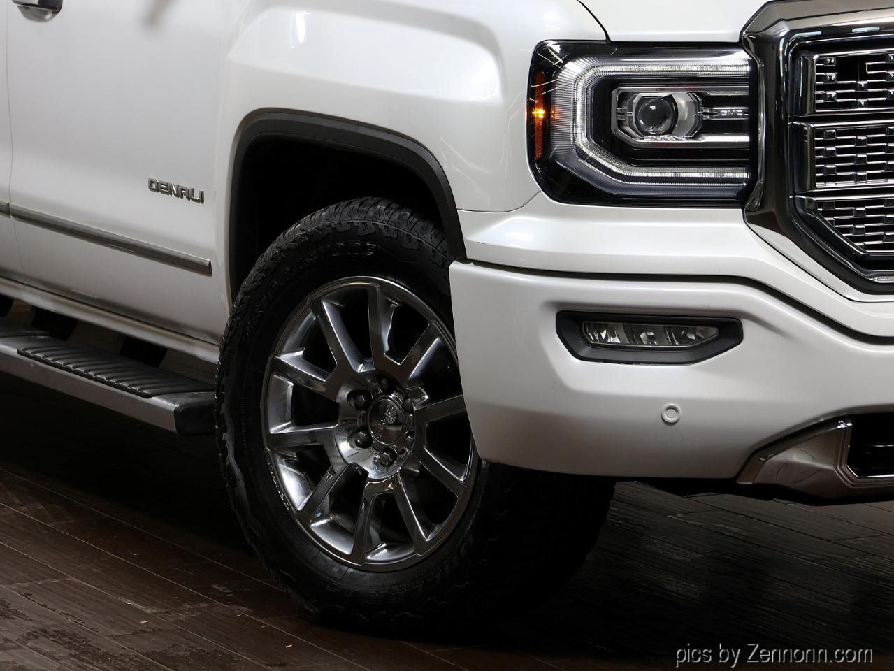 GMC Sierra 1500 4WD Crew Cab 143.5" Denali 2018