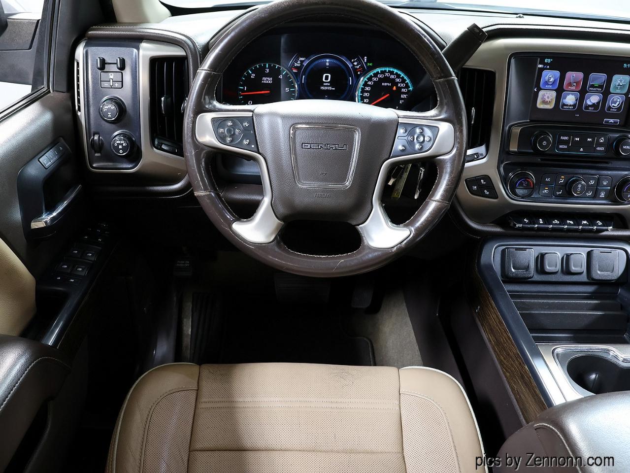 GMC Sierra 1500 4WD Crew Cab 143.5" Denali 2018