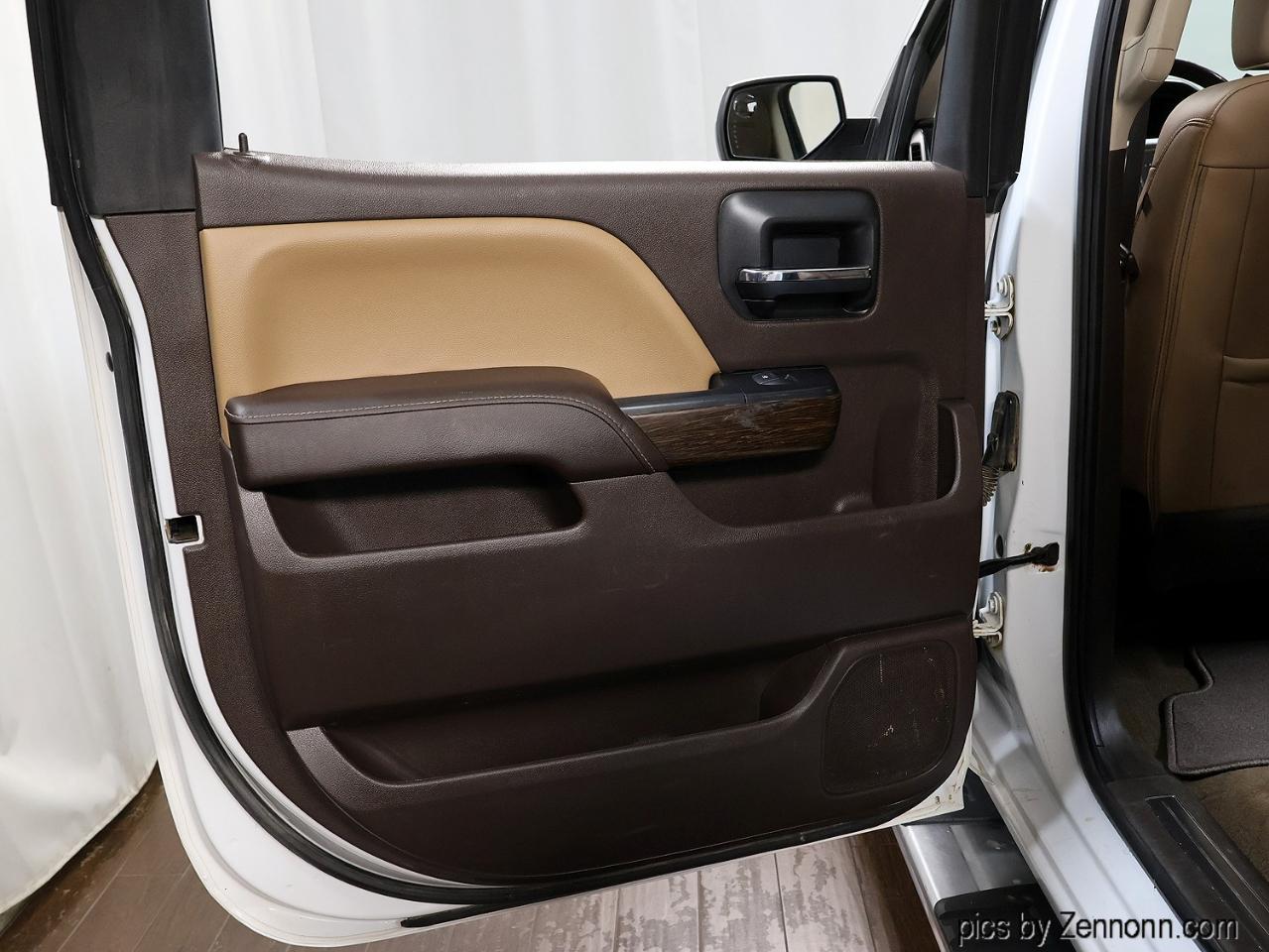 GMC Sierra 1500 4WD Crew Cab 143.5" Denali 2018