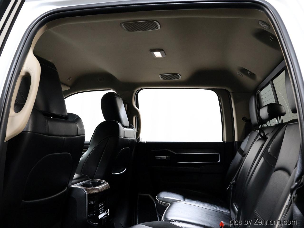 RAM 2500 Laramie 4x4 Crew Cab 6'4" Box 2021