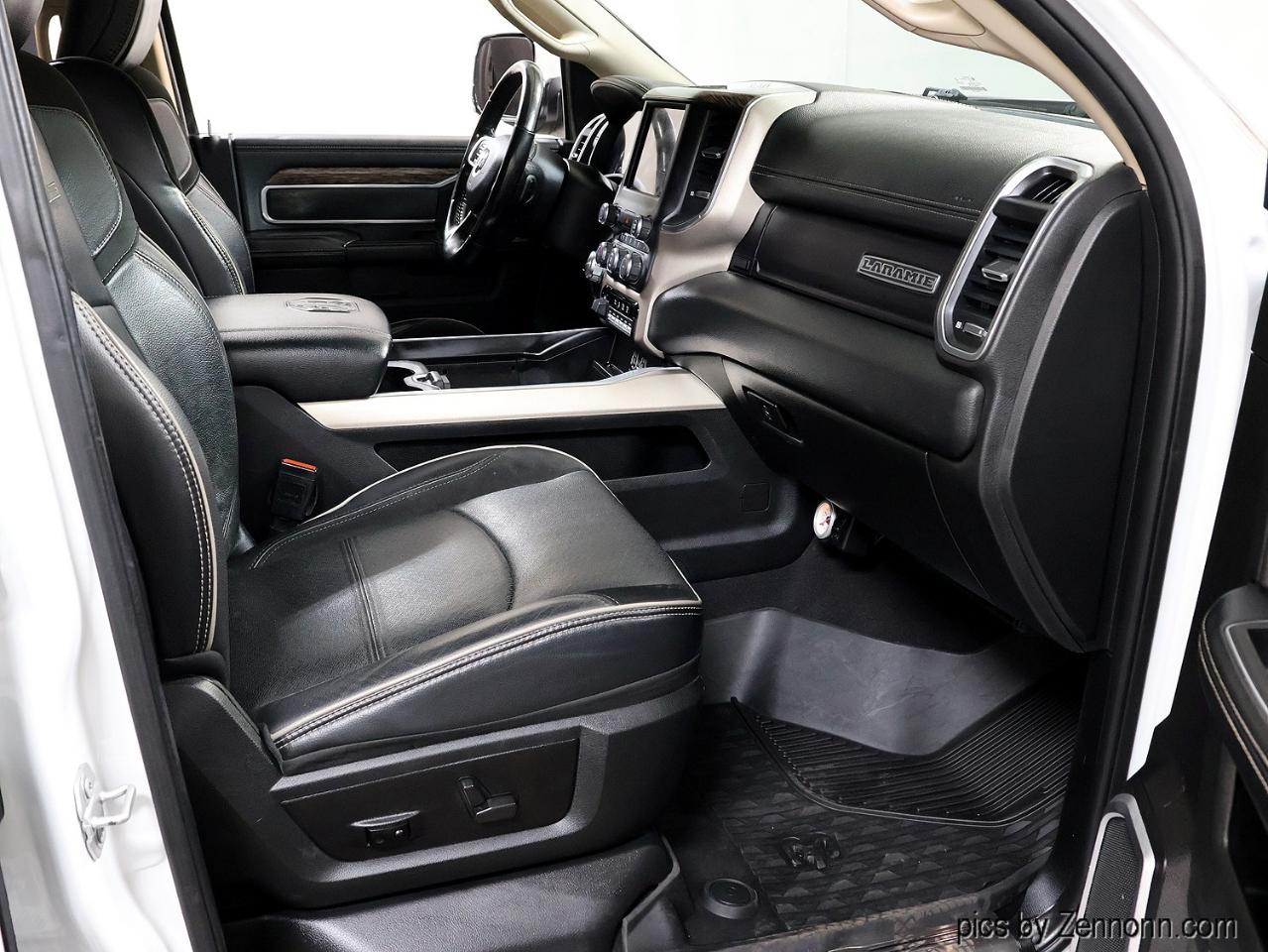 RAM 2500 Laramie 4x4 Crew Cab 6'4" Box 2021