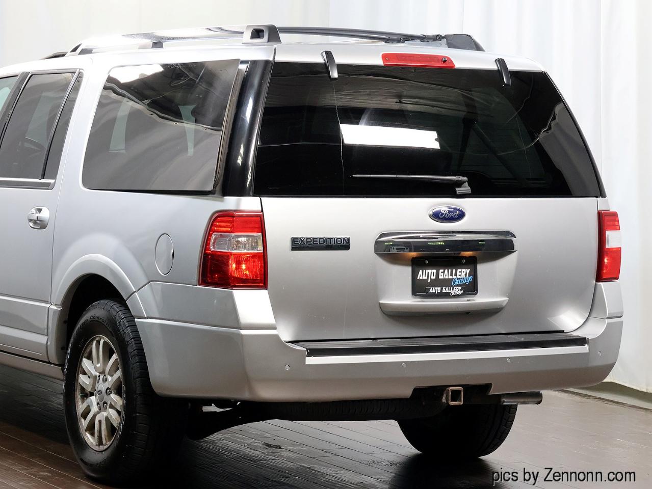 Ford Expedition EL 4WD 4dr Limited 2012