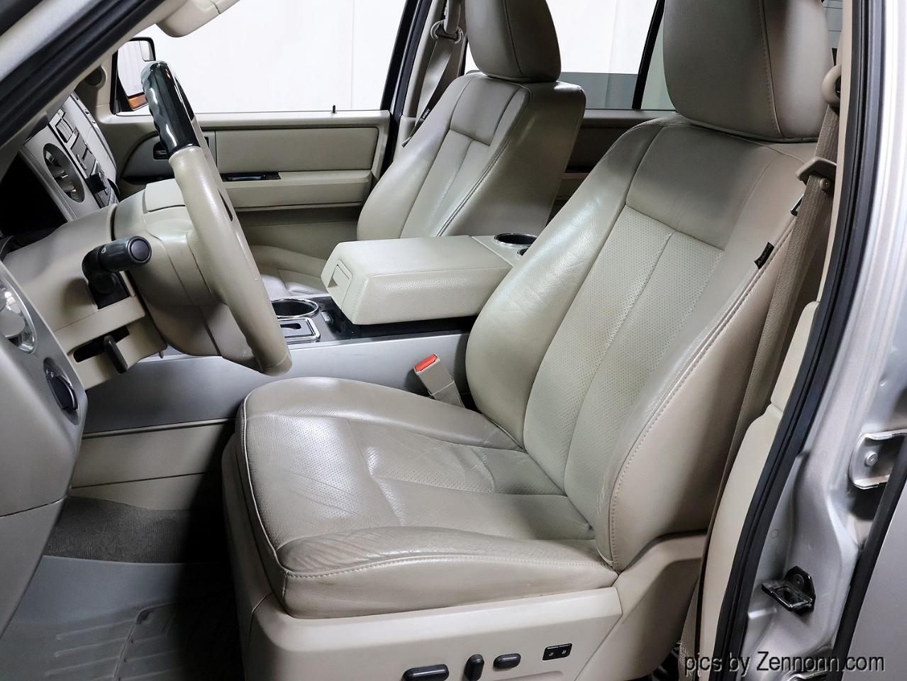 Ford Expedition EL 4WD 4dr Limited 2012
