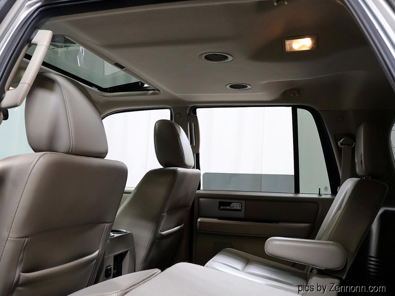 Ford Expedition EL 4WD 4dr Limited 2012