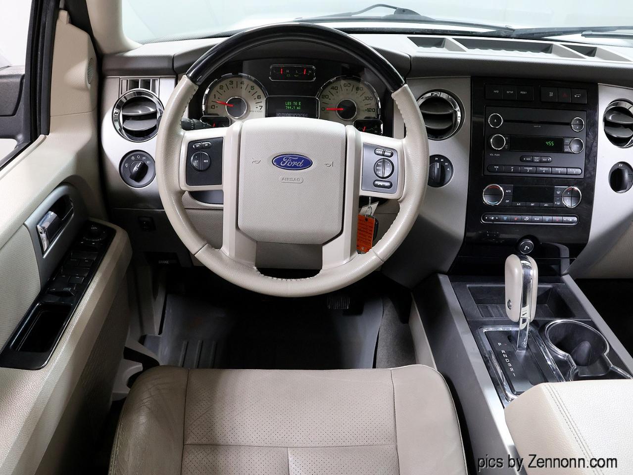 Ford Expedition EL 4WD 4dr Limited 2012