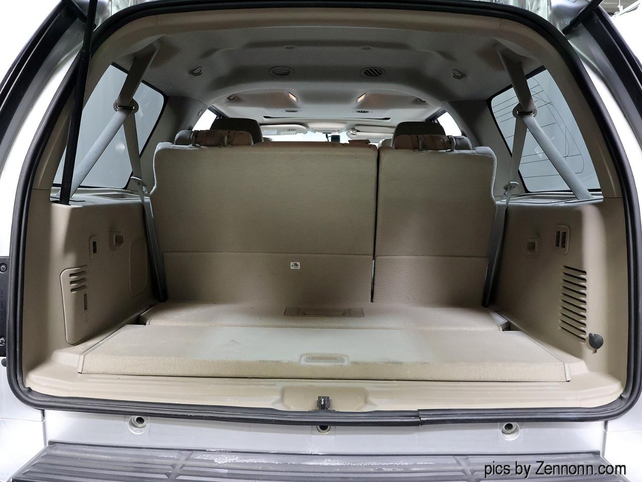 Ford Expedition EL 4WD 4dr Limited 2012