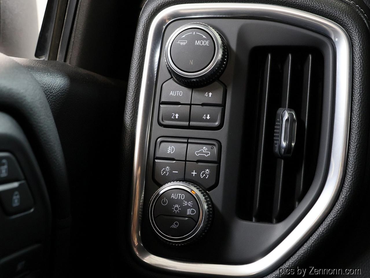 GMC Sierra 1500 4WD Crew Cab 147" SLT 2020