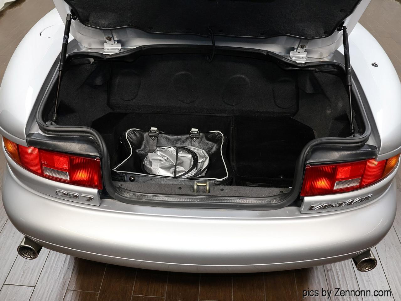 Aston Martin DB7 2dr Volante Vantage Auto 2003