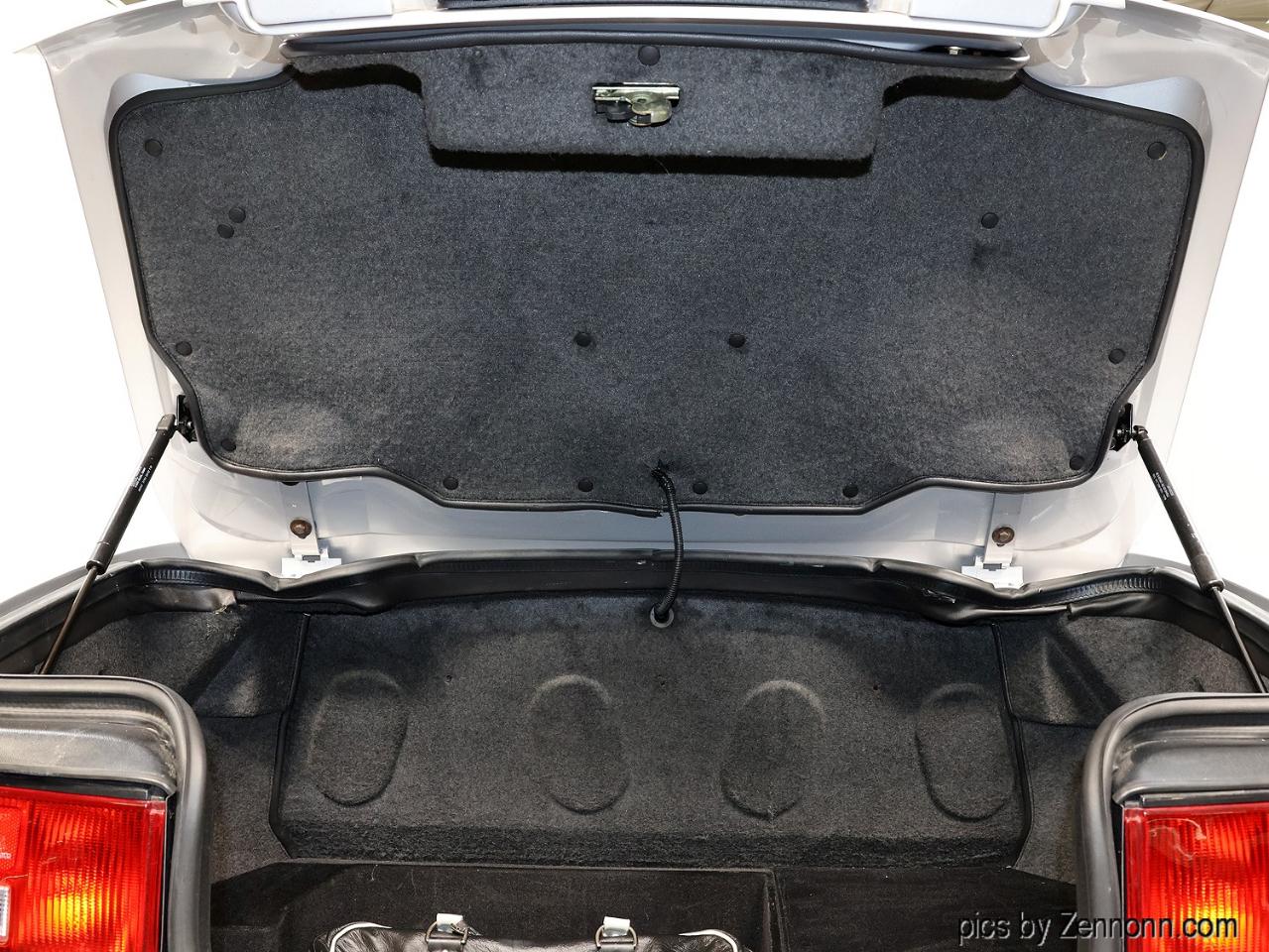 Aston Martin DB7 2dr Volante Vantage Auto 2003