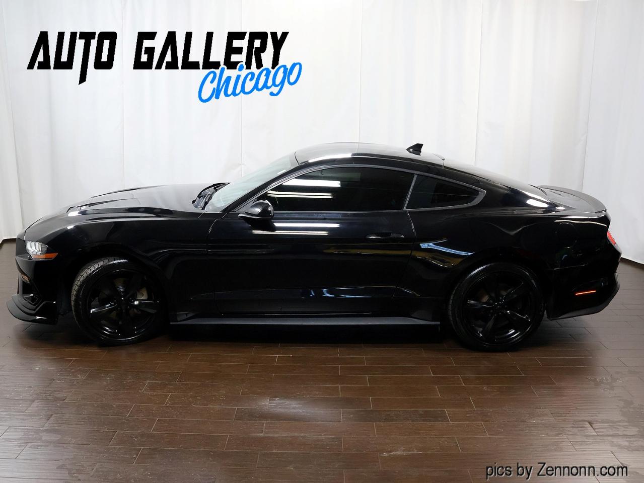 Ford Mustang EcoBoost Fastback 2021