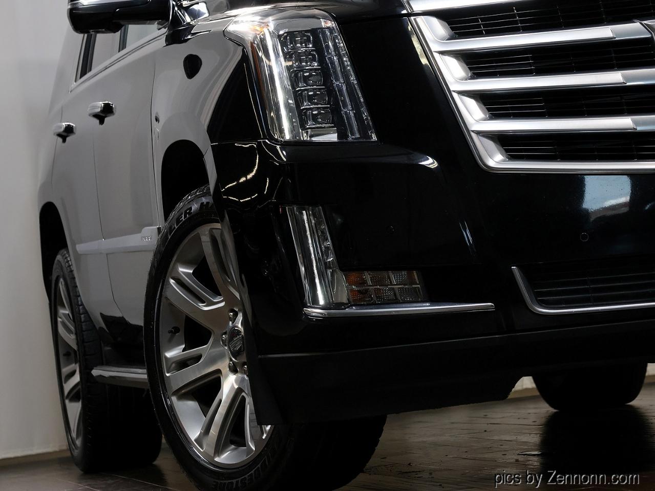 Cadillac Escalade 4WD 4dr Premium Luxury 2018