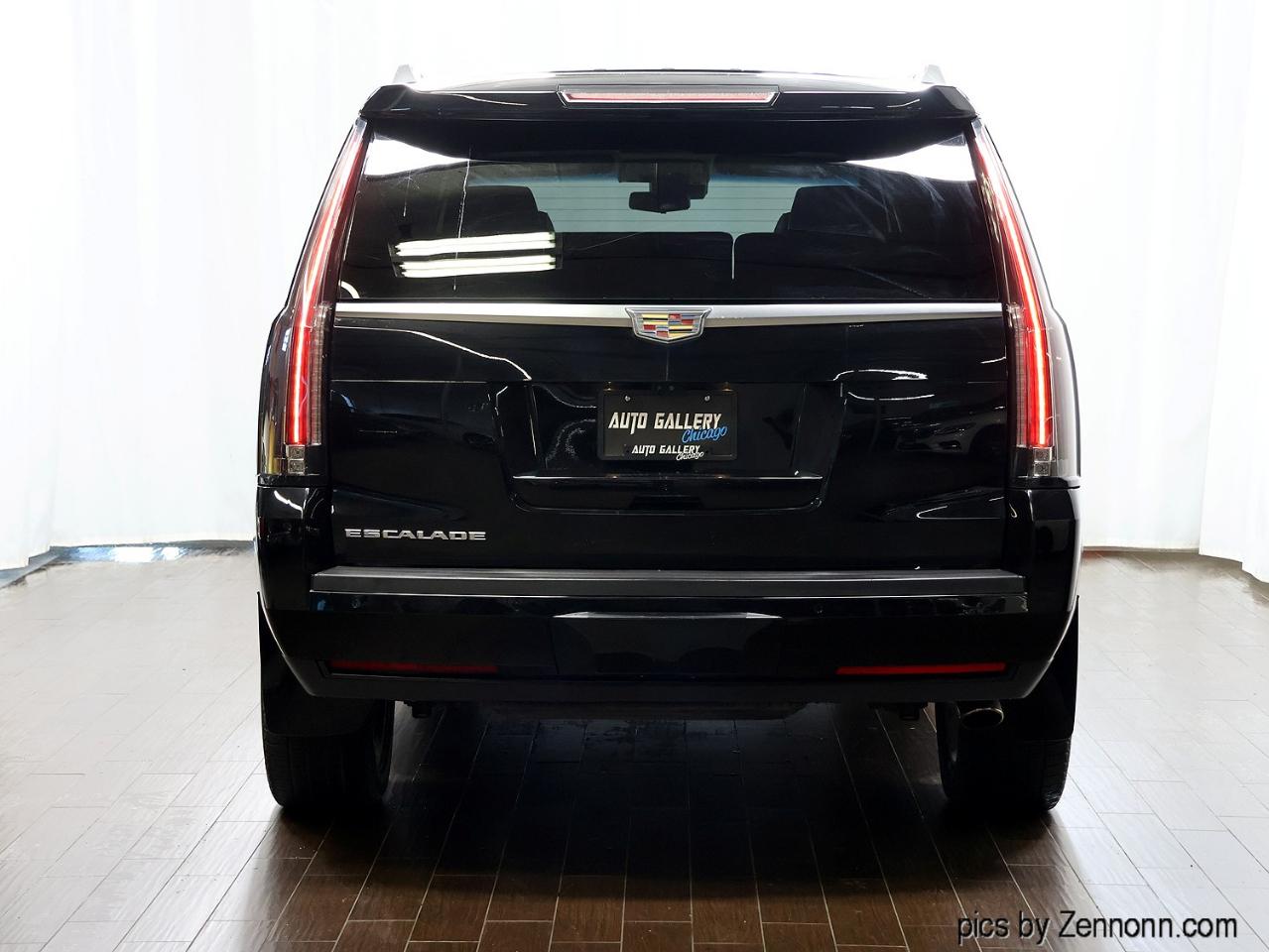 Cadillac Escalade 4WD 4dr Premium Luxury 2018