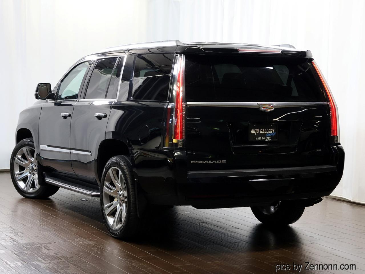 Cadillac Escalade 4WD 4dr Premium Luxury 2018