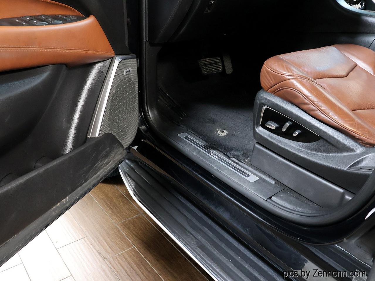 Cadillac Escalade 4WD 4dr Premium Luxury 2018