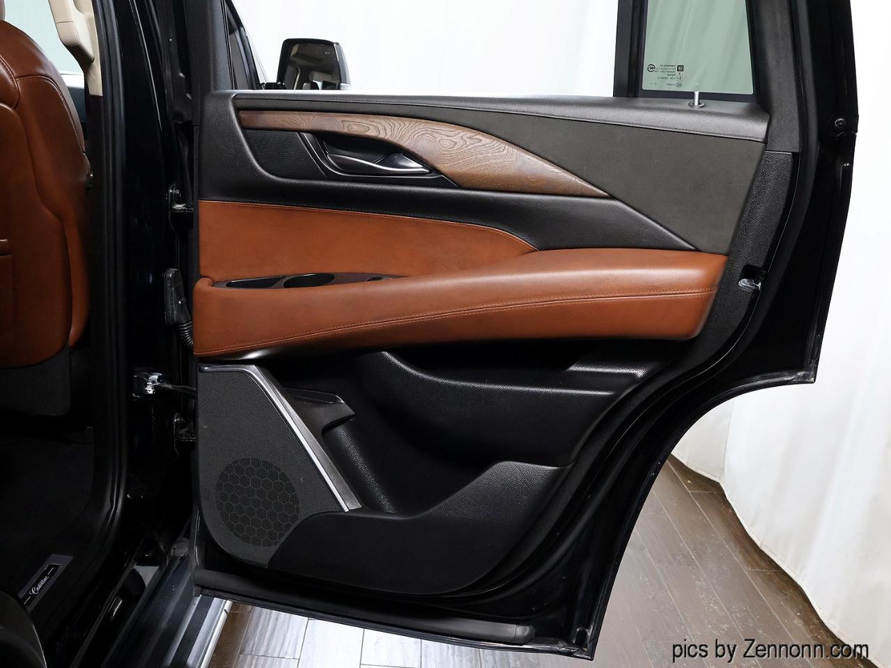 Cadillac Escalade 4WD 4dr Premium Luxury 2018