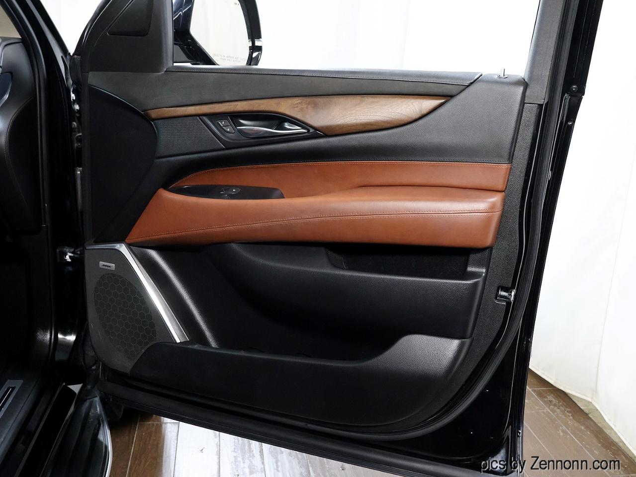 Cadillac Escalade 4WD 4dr Premium Luxury 2018