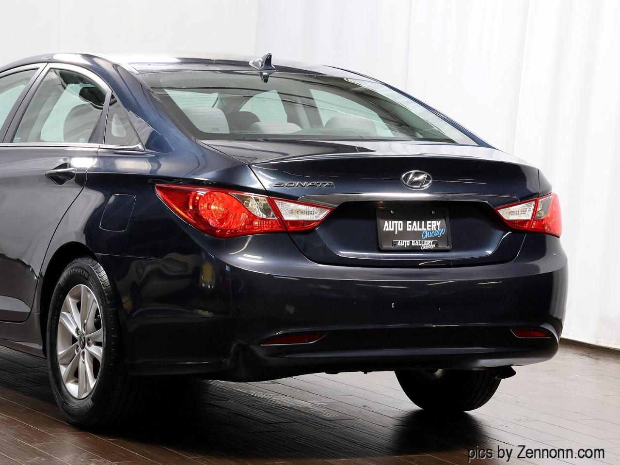 Hyundai Sonata 4dr Sdn 2.4L Auto GLS PZEV 2011