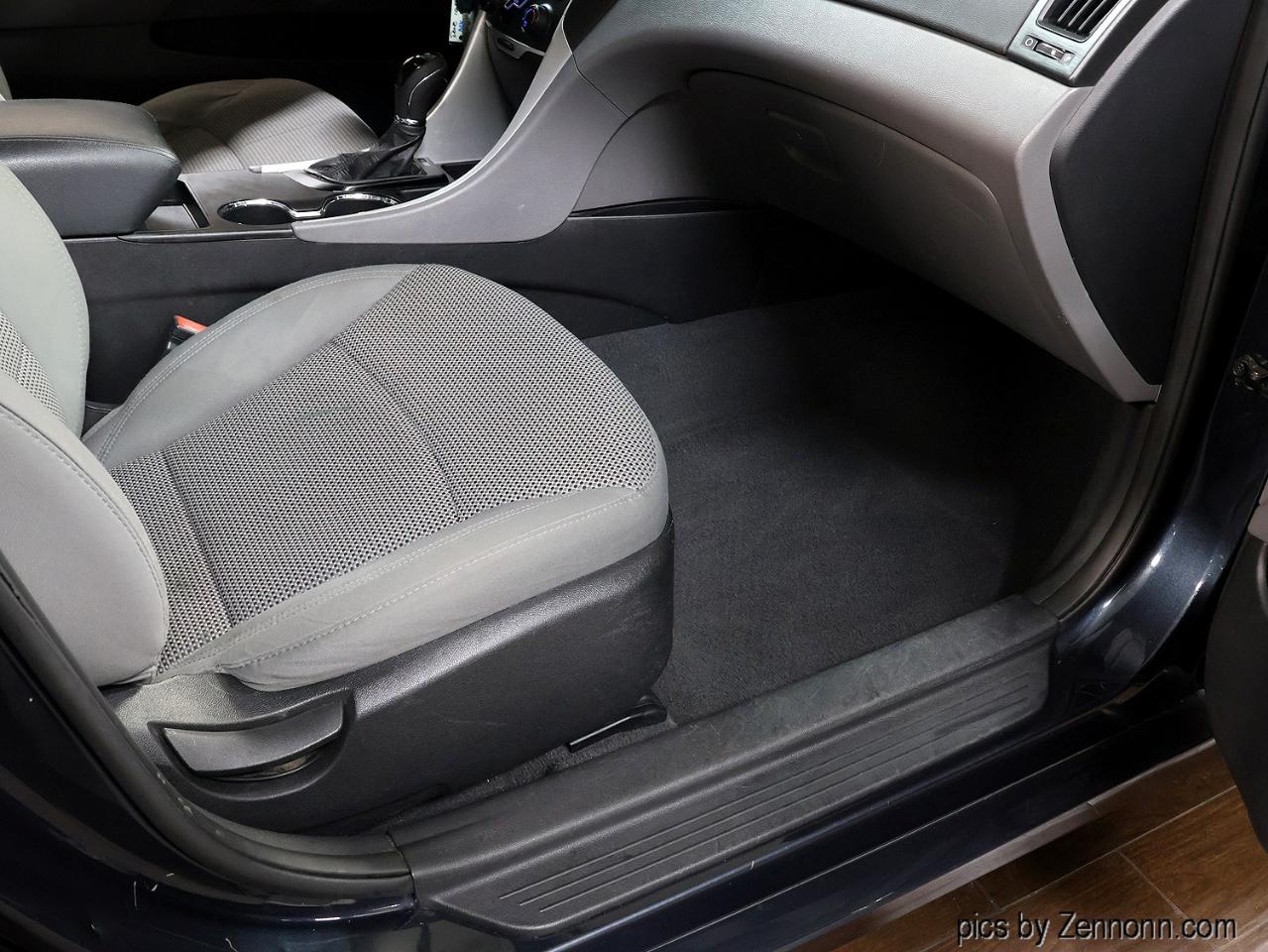 Hyundai Sonata 4dr Sdn 2.4L Auto GLS PZEV 2011