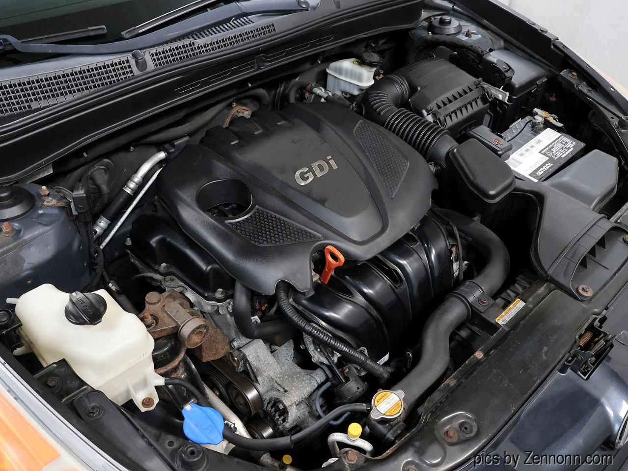 Hyundai Sonata 4dr Sdn 2.4L Auto GLS PZEV 2011