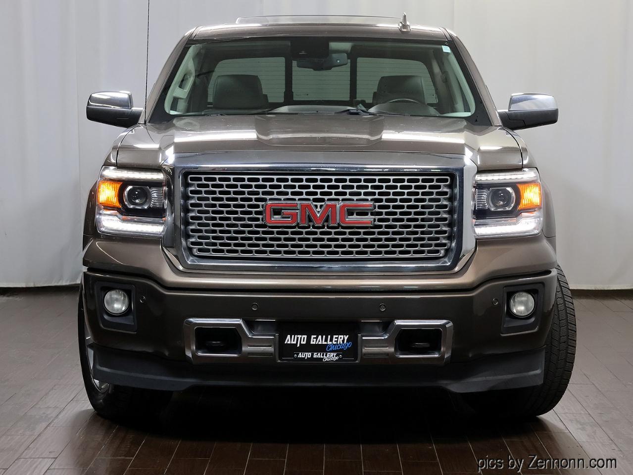 GMC Sierra 1500 4WD Crew Cab 143.5" Denali 2015