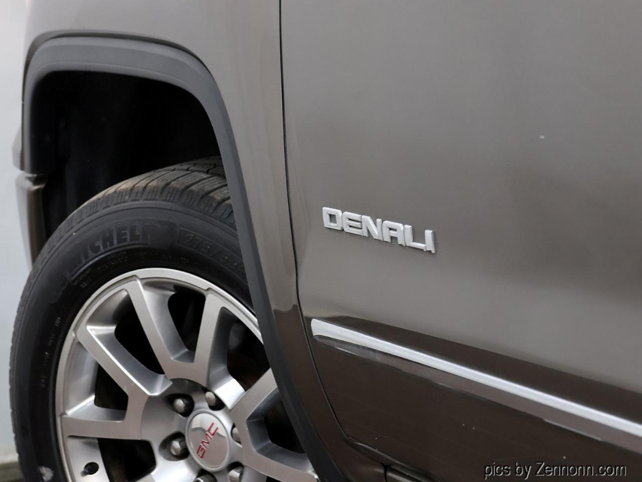 GMC Sierra 1500 4WD Crew Cab 143.5" Denali 2015