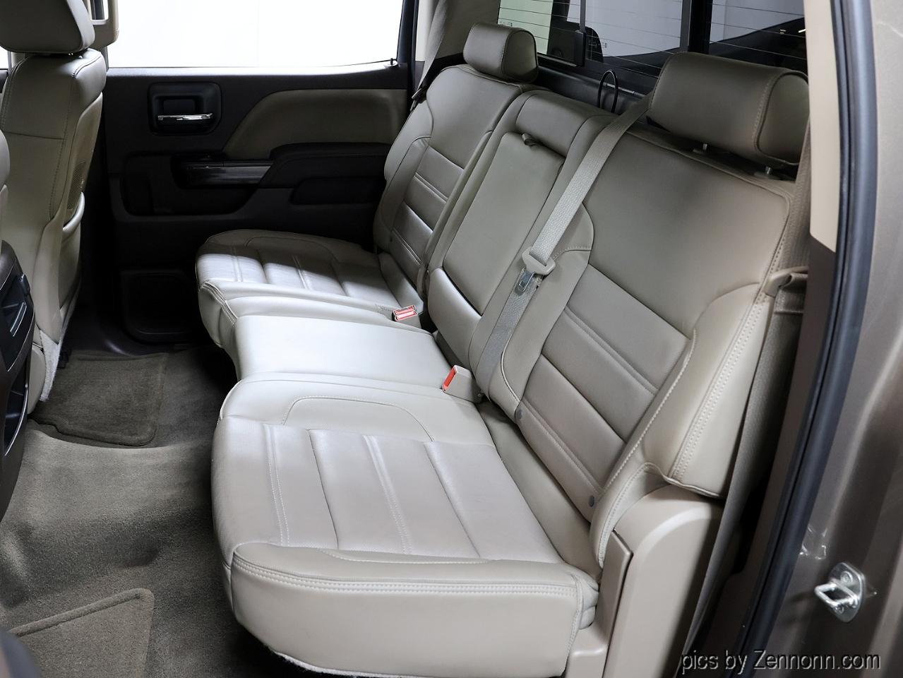 GMC Sierra 1500 4WD Crew Cab 143.5" Denali 2015