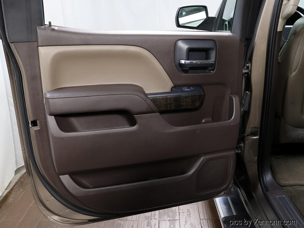 GMC Sierra 1500 4WD Crew Cab 143.5" Denali 2015