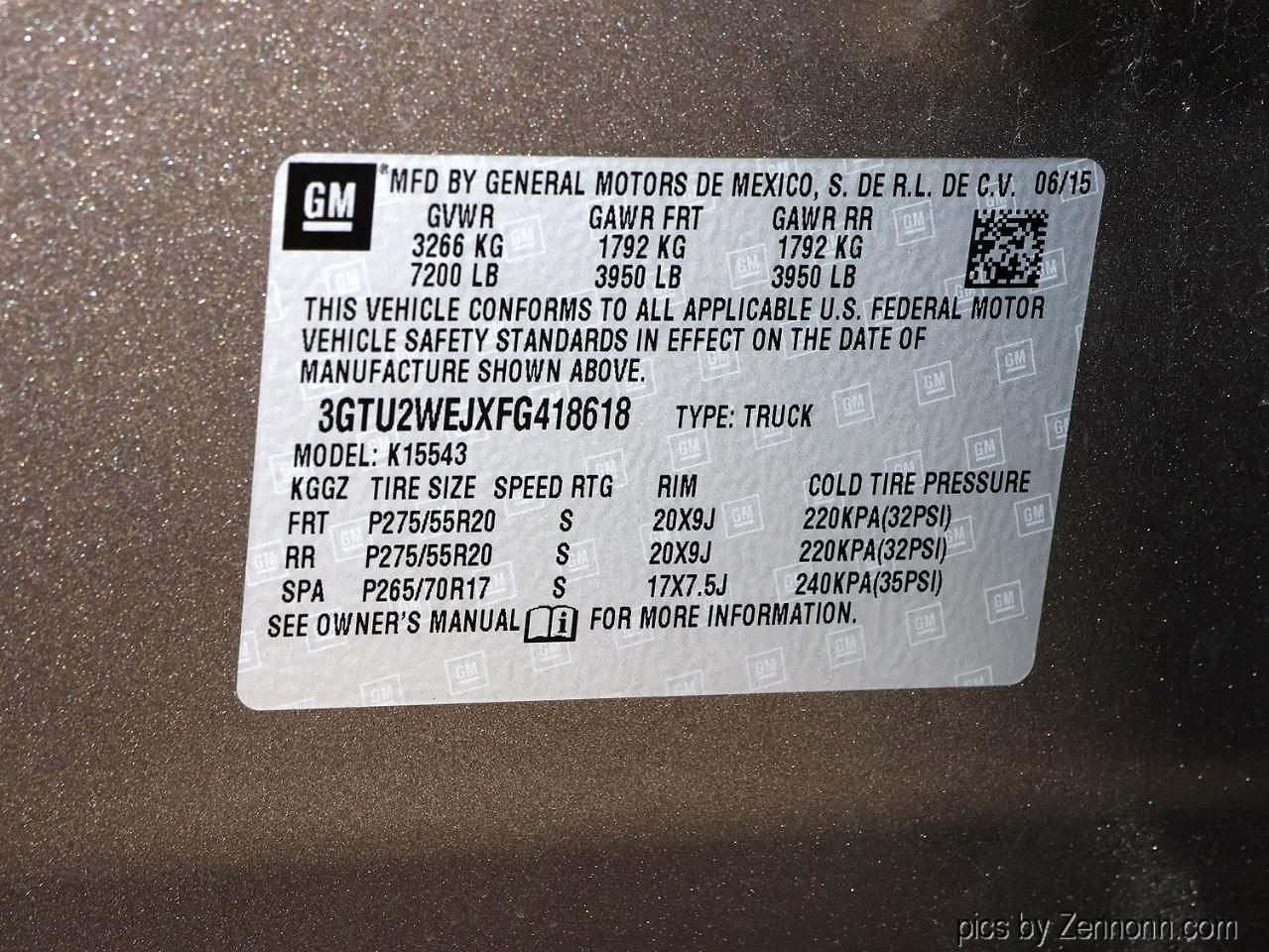 GMC Sierra 1500 4WD Crew Cab 143.5" Denali 2015