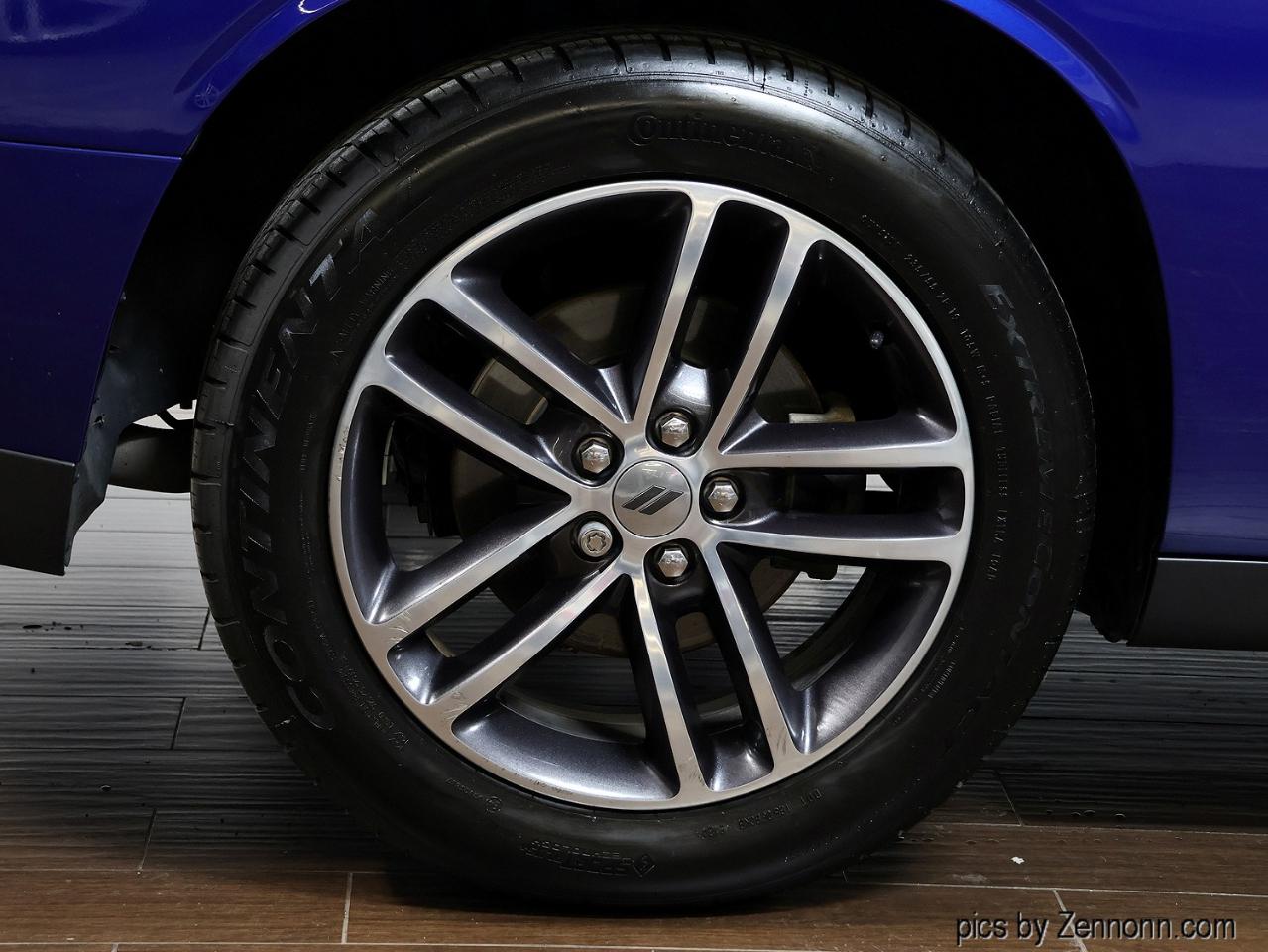 Dodge Challenger GT AWD 2019