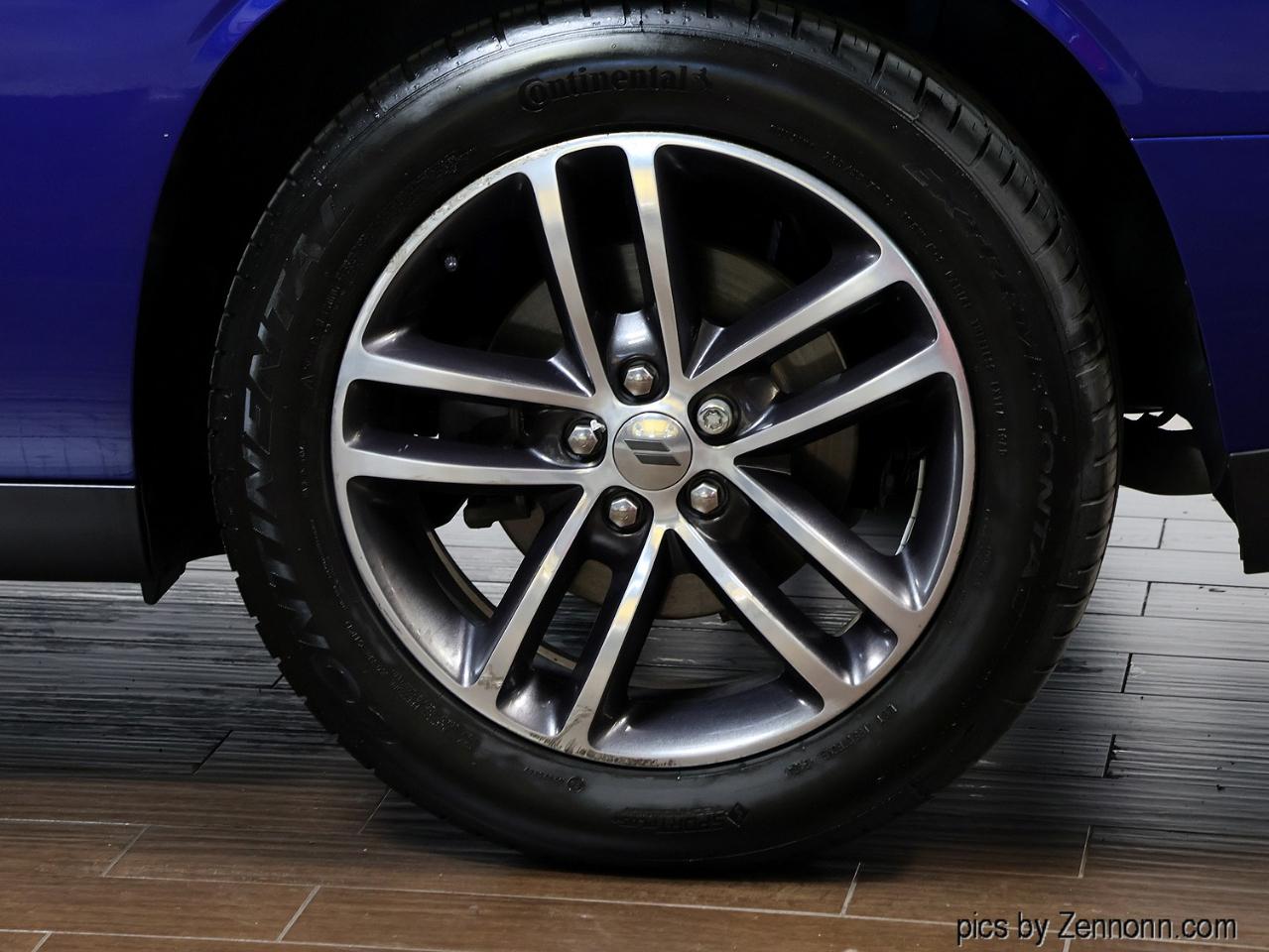 Dodge Challenger GT AWD 2019