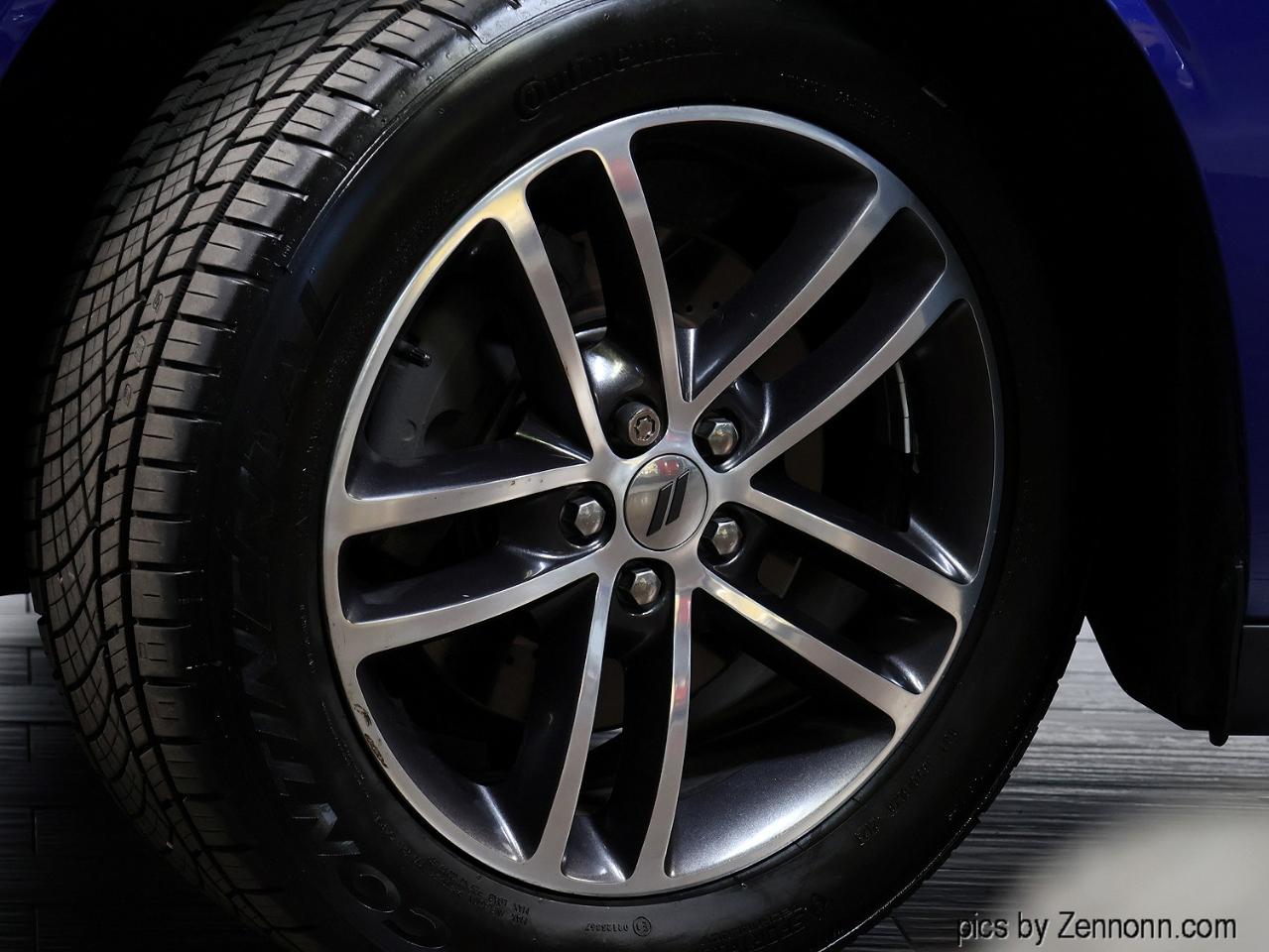 Dodge Challenger GT AWD 2019