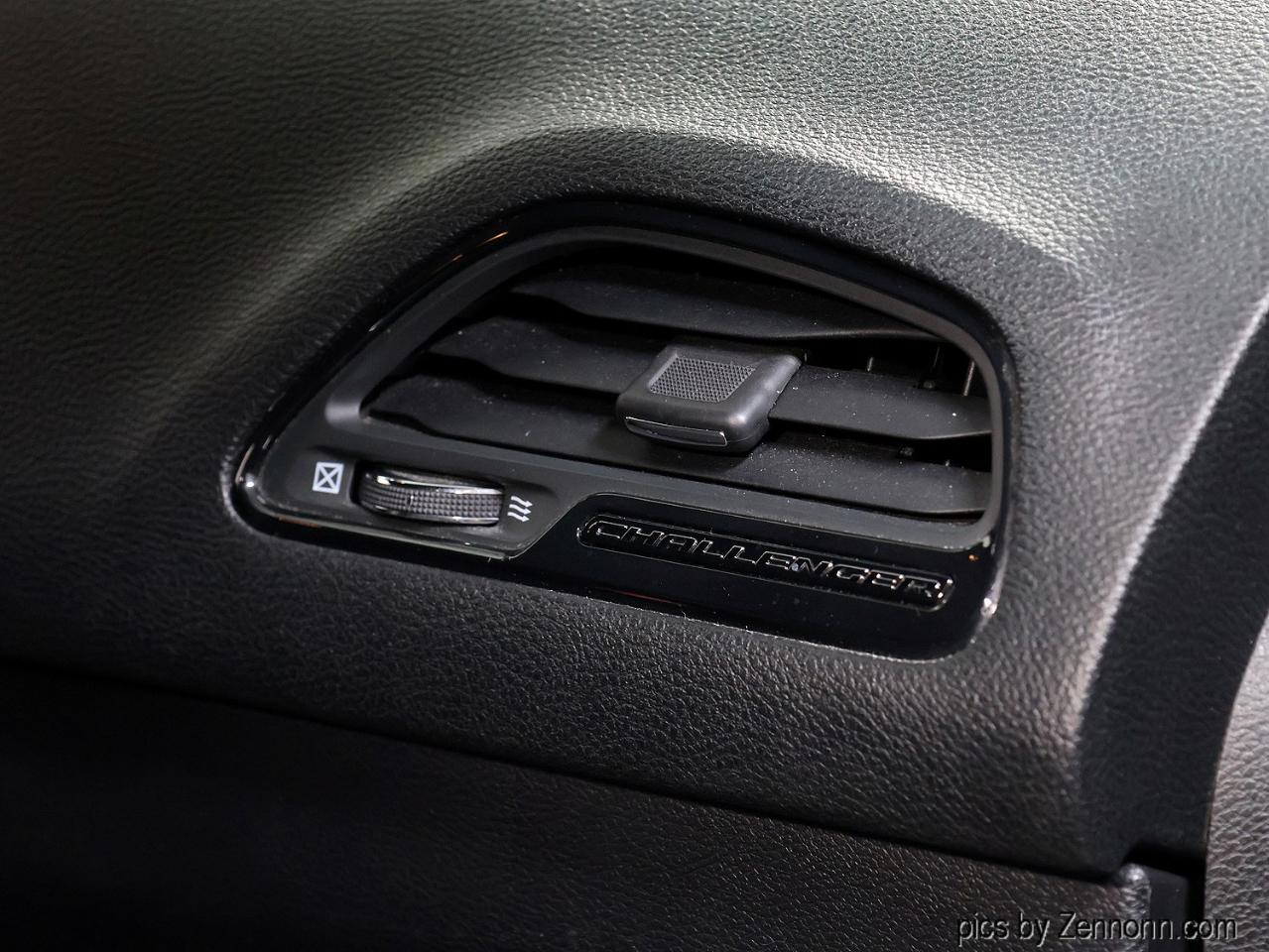 Dodge Challenger GT AWD 2019