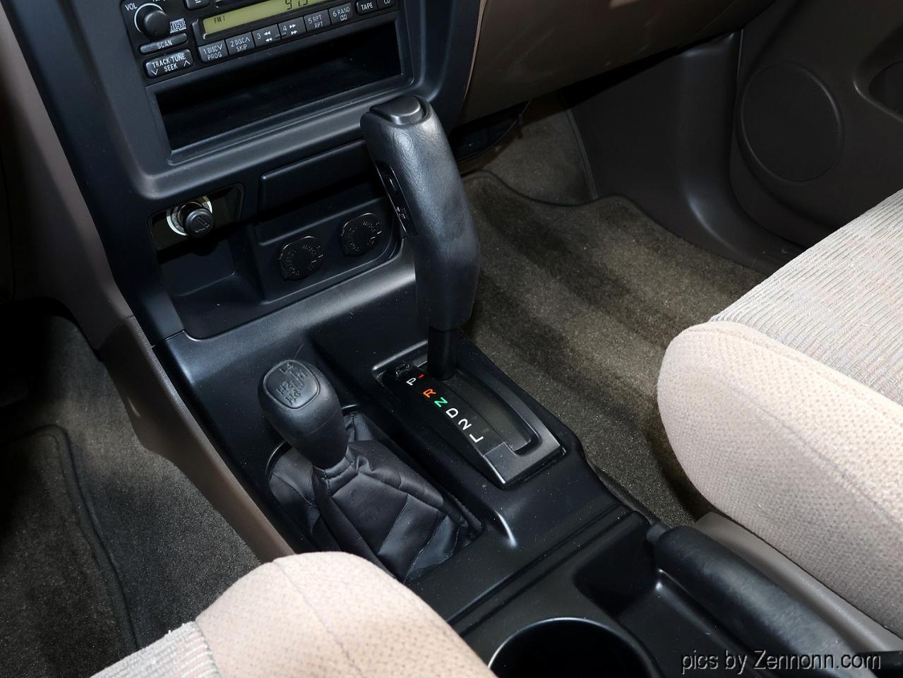 Toyota 4Runner 4dr SR5 3.4L Auto 4WD 1999